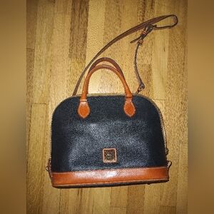 Dooney and Bourke Black Zip Zip.